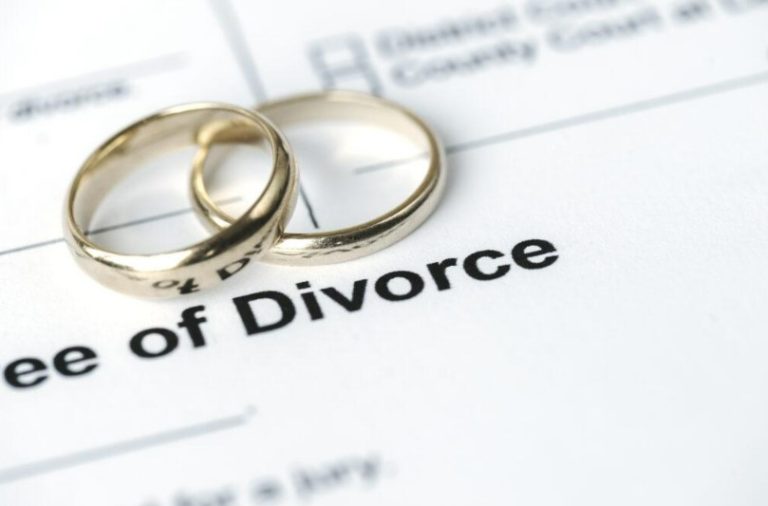 Essential Divorce FAQs for First-Time Filers